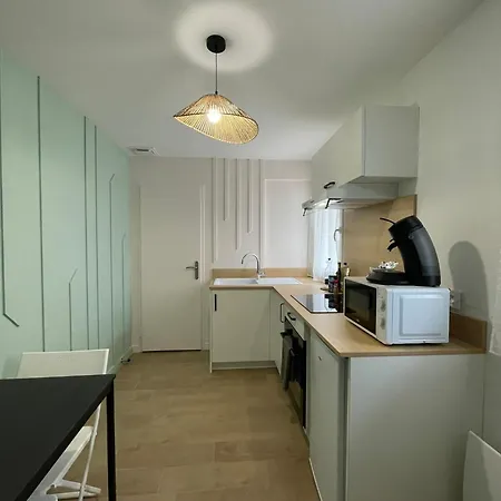 Leo - Cosy Entierement Renove Avec Courette Apartment *